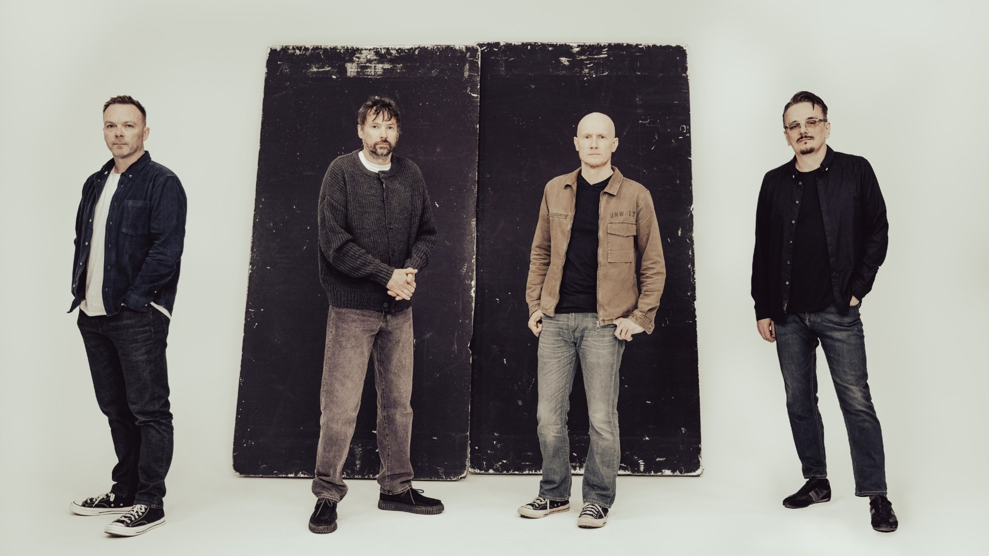 Promotiv grafikk for The Pineapple Thief