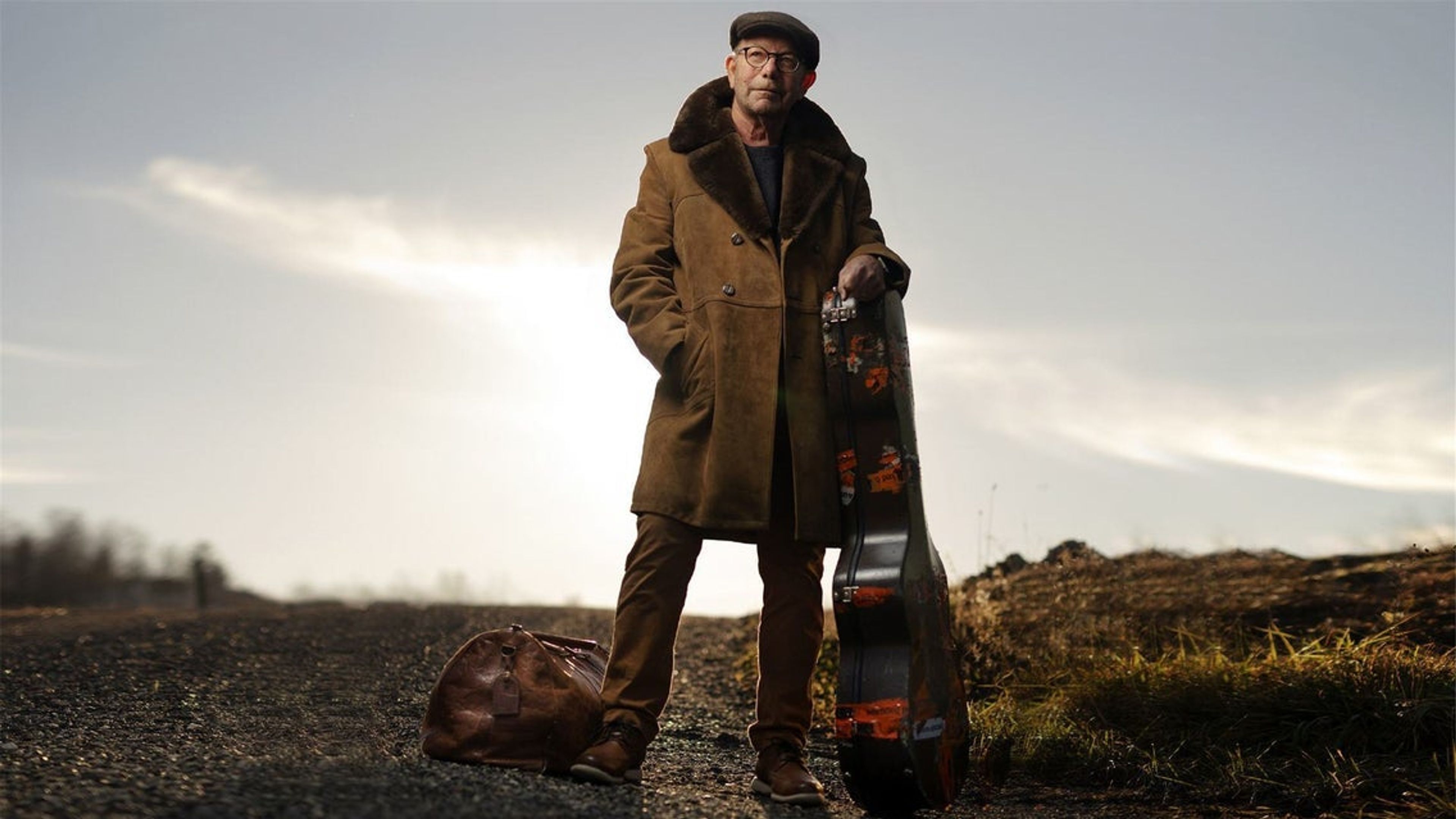 Promotional graphic for Jonas Fjeld - Setter bagen fra seg