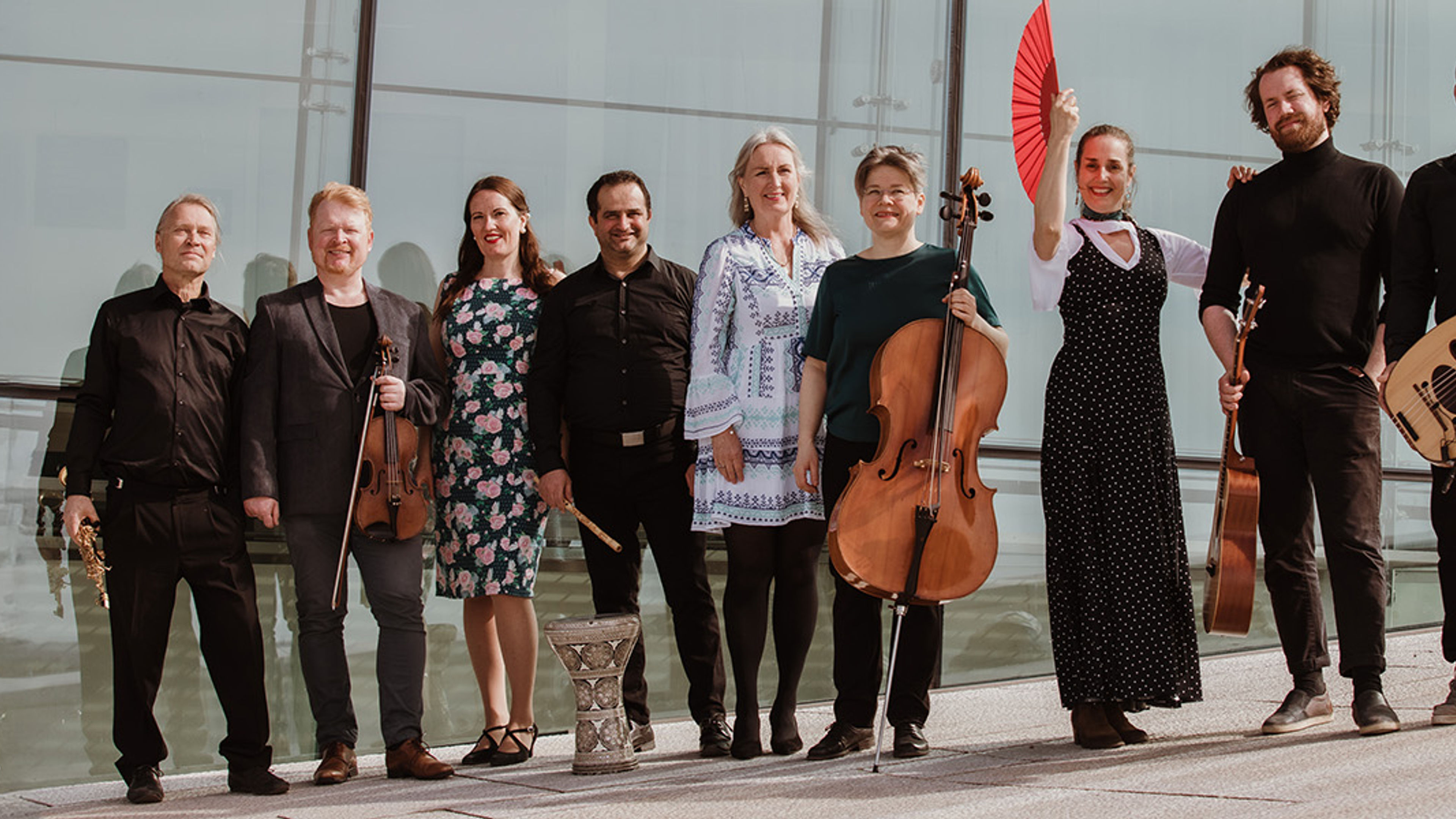 Promotional graphic for Fredsbrev fra Ellayali
