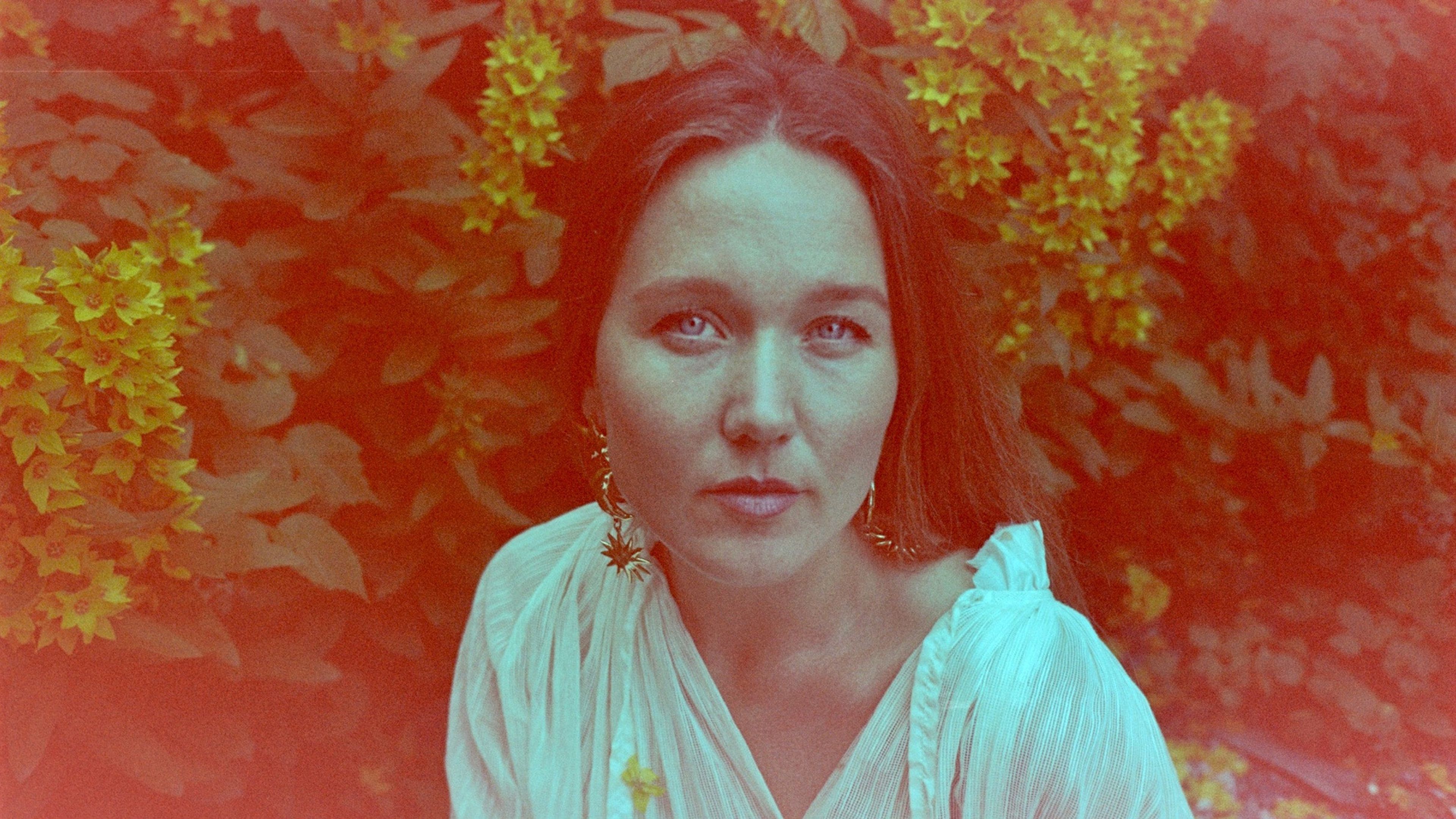 Promotional graphic for Marlen Tjøsvoll