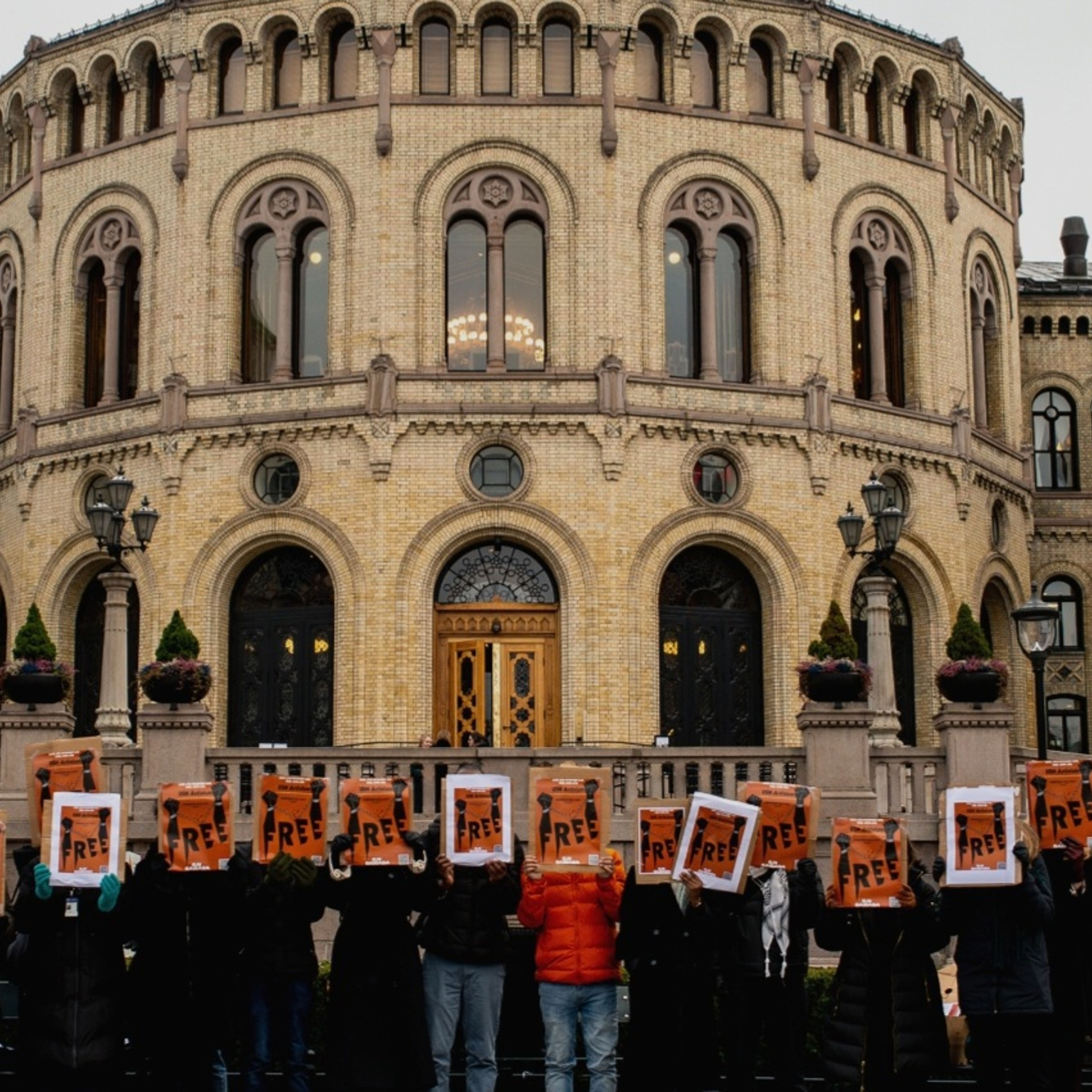 Demokratisk motstandskraft: artivism, musikkens politiske kraft og Scholars at Risk student advocacy (ENGLISH)