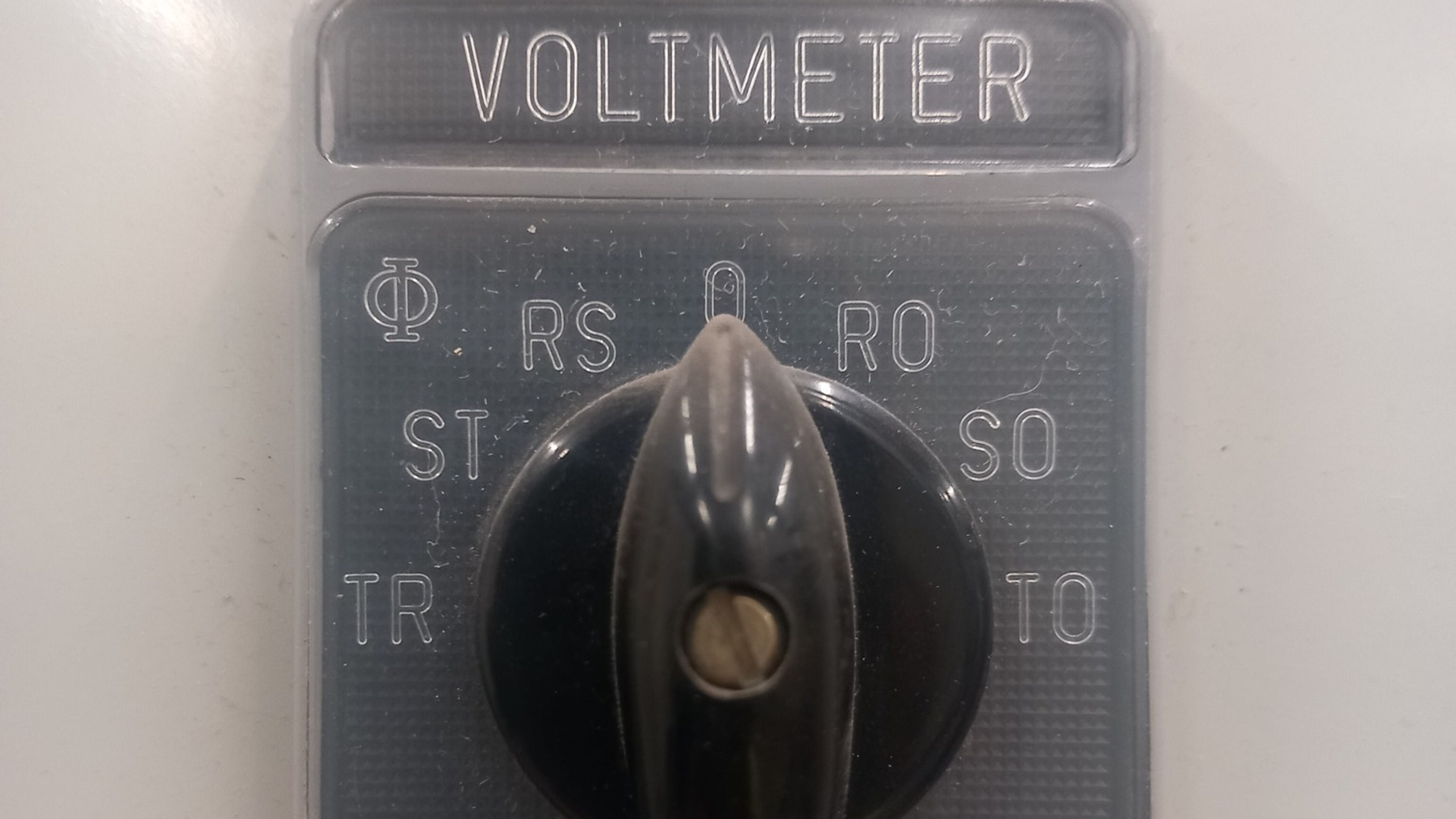 Promotional graphic for VOLTOMETER (DJ Sannergata // DJ Spacebear)