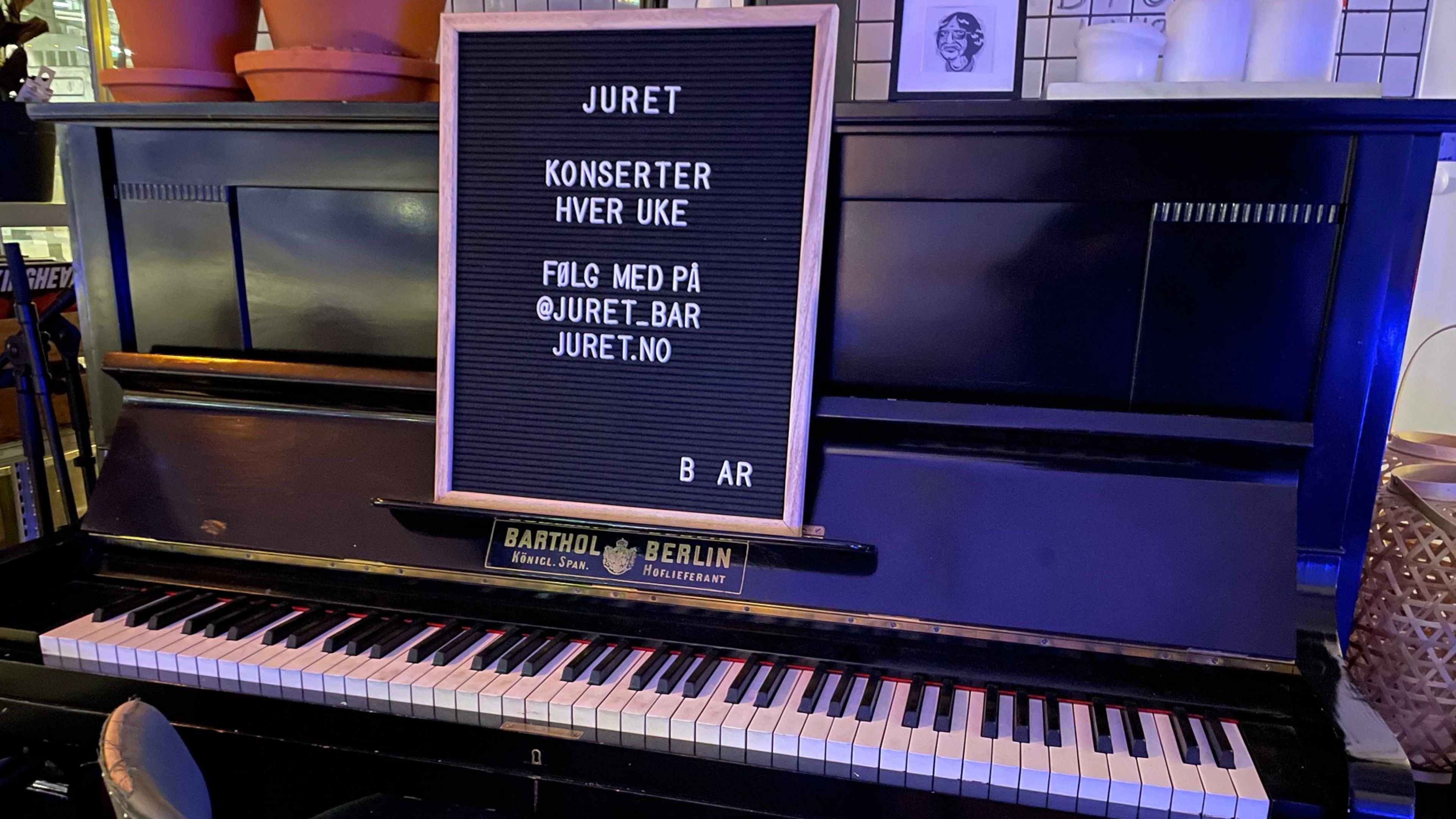 Promotional graphic for JURET JAM m Jørgen & co
