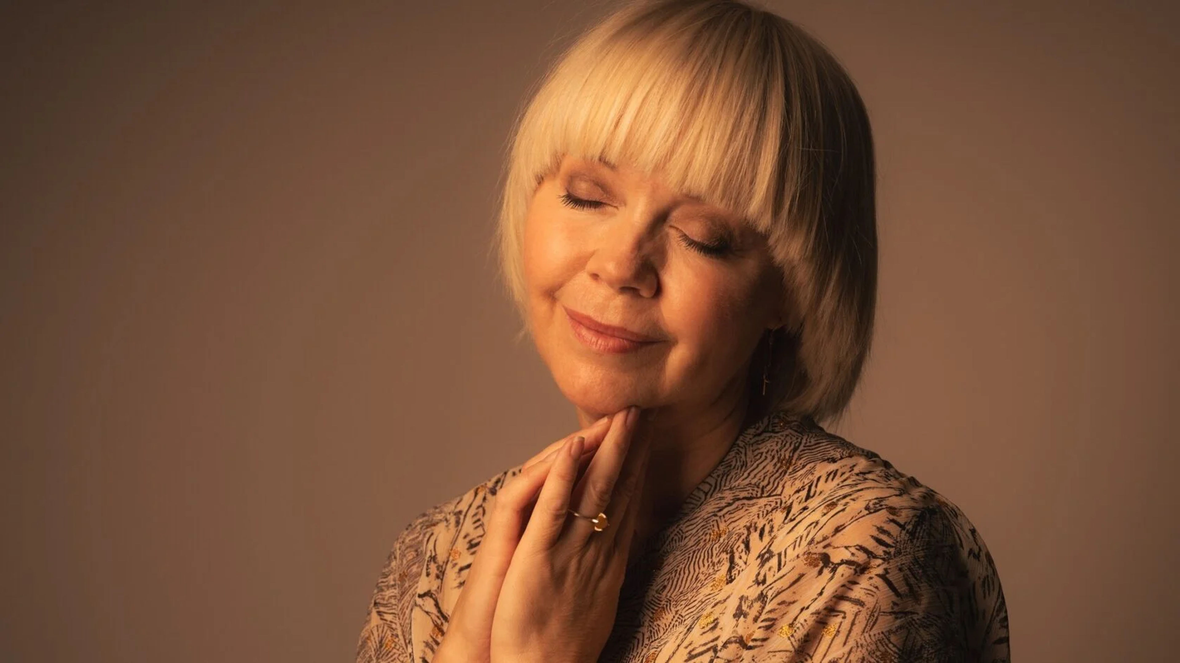 Promotional graphic for Britt-Synnøve Johansen