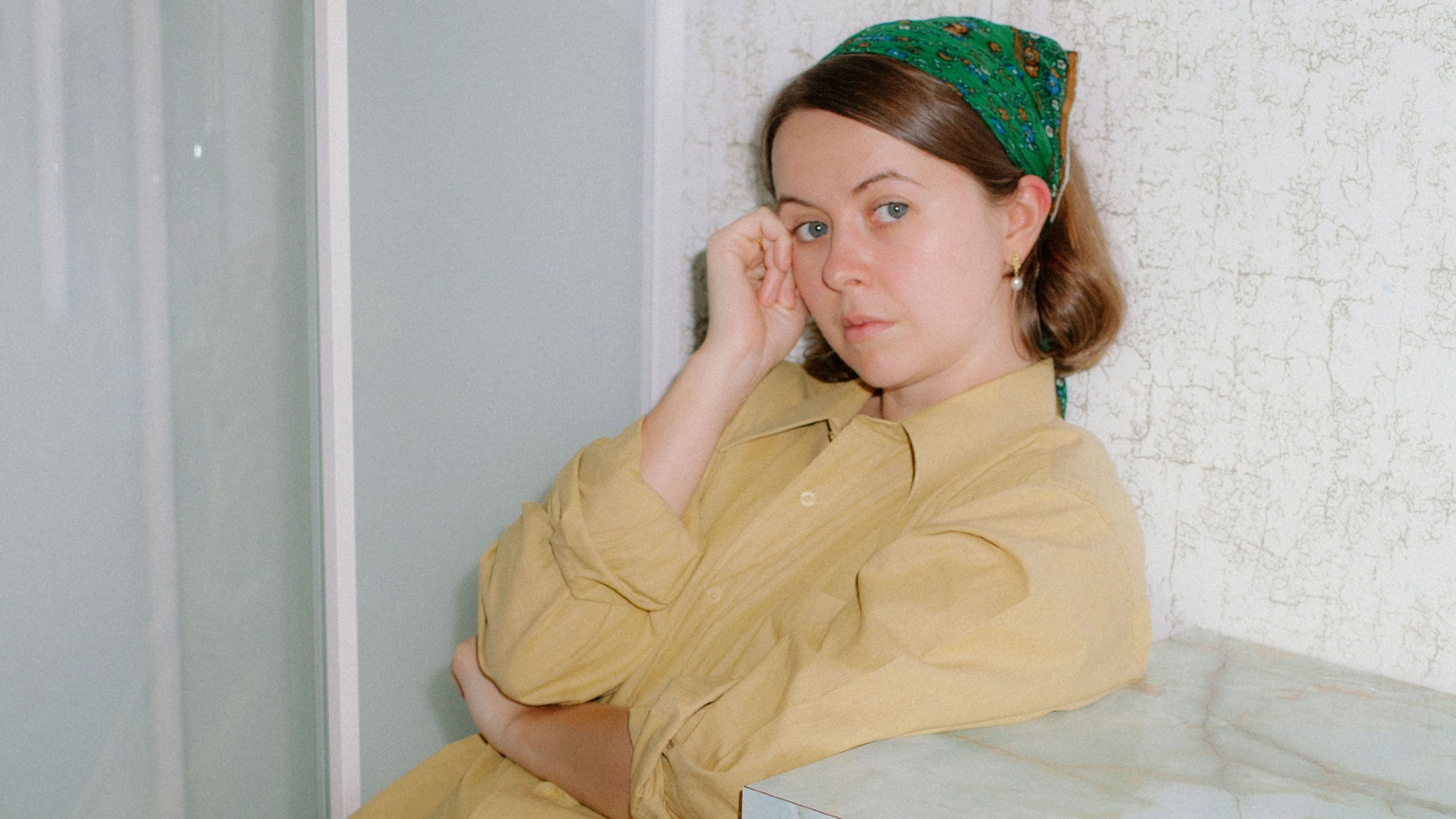 Promotional graphic for Mia Berg (LIVE)