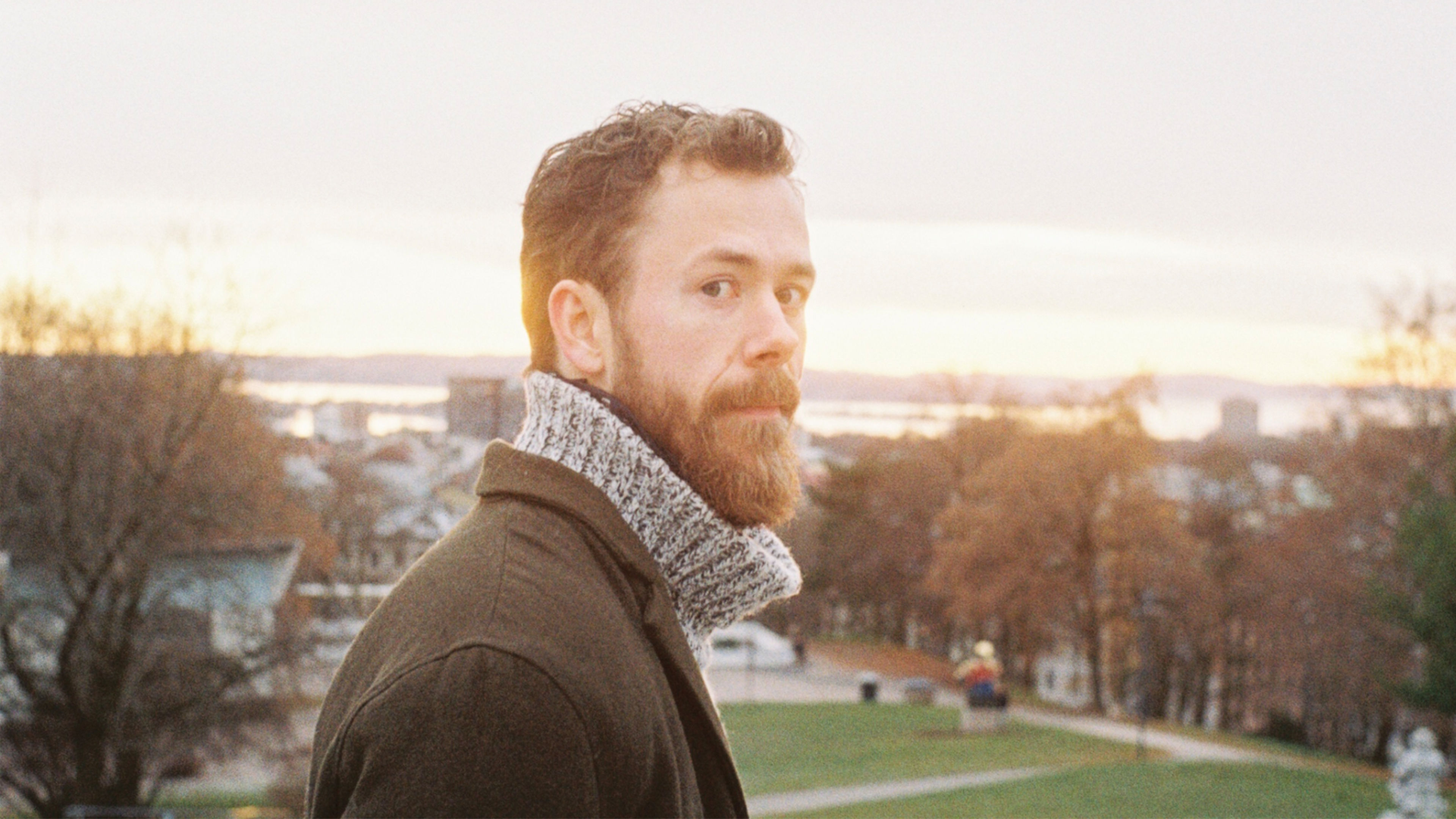 Promotional graphic for Sivert Runhovde