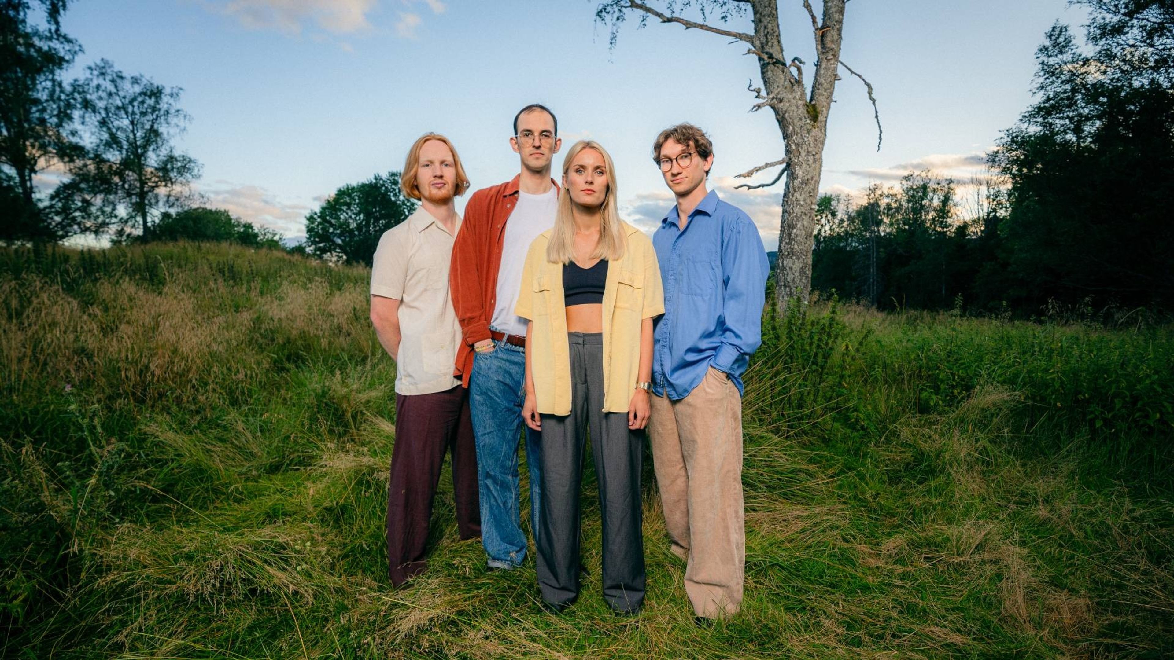 Promotional graphic for Svada // Juret