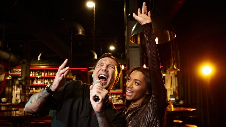 DJ & Karaoke Torsdag 🎤🎶