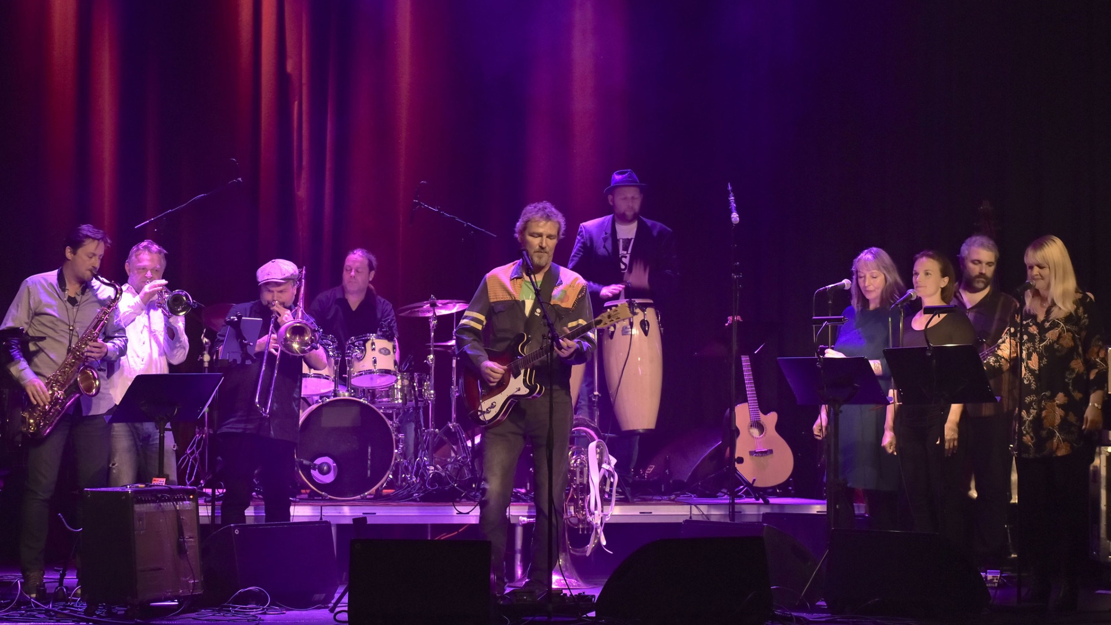 Promotional graphic for Lars Bjerkmann med venner