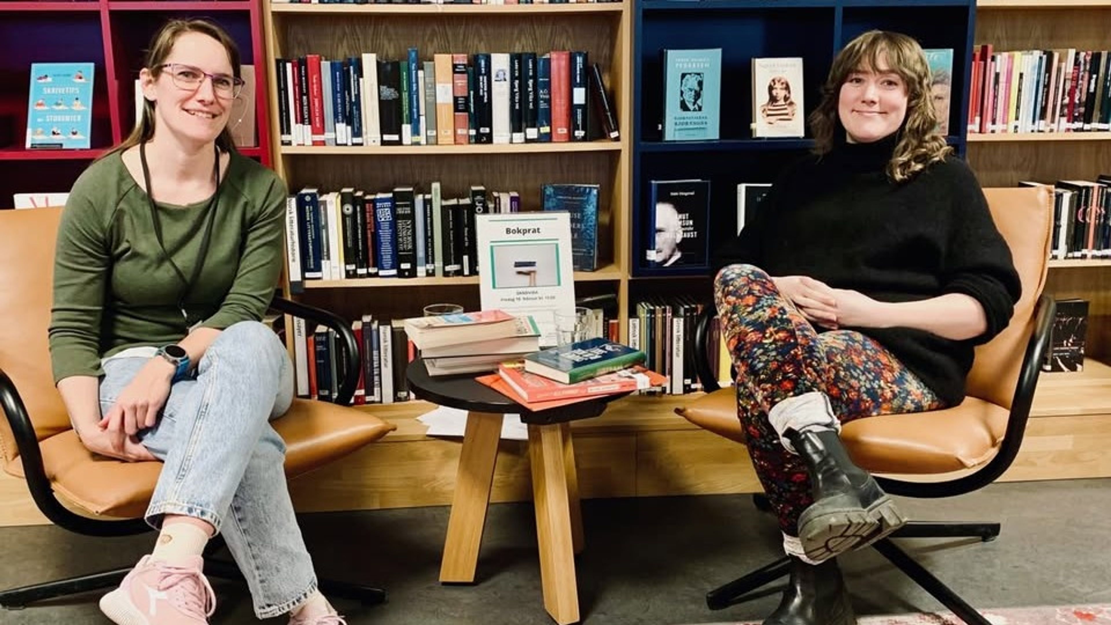 Promotional graphic for Bokprat: Kom å få bokstips! // Biblioteket