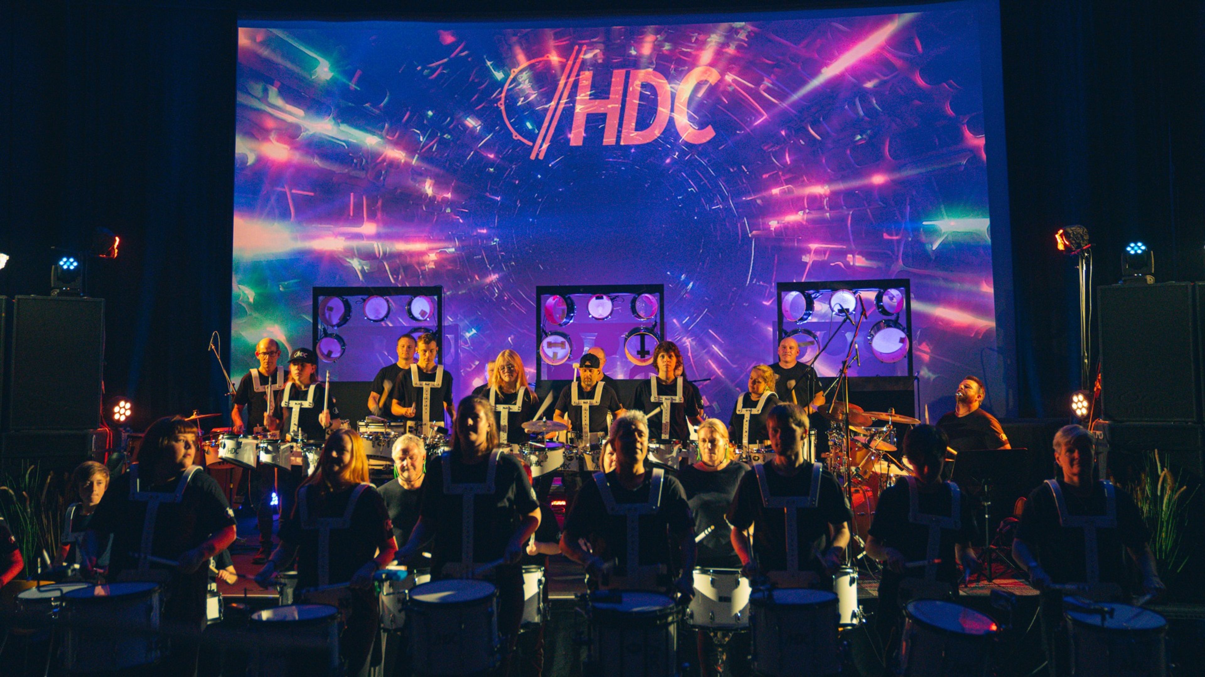 Promotiv grafikk for Halden Drum Corps