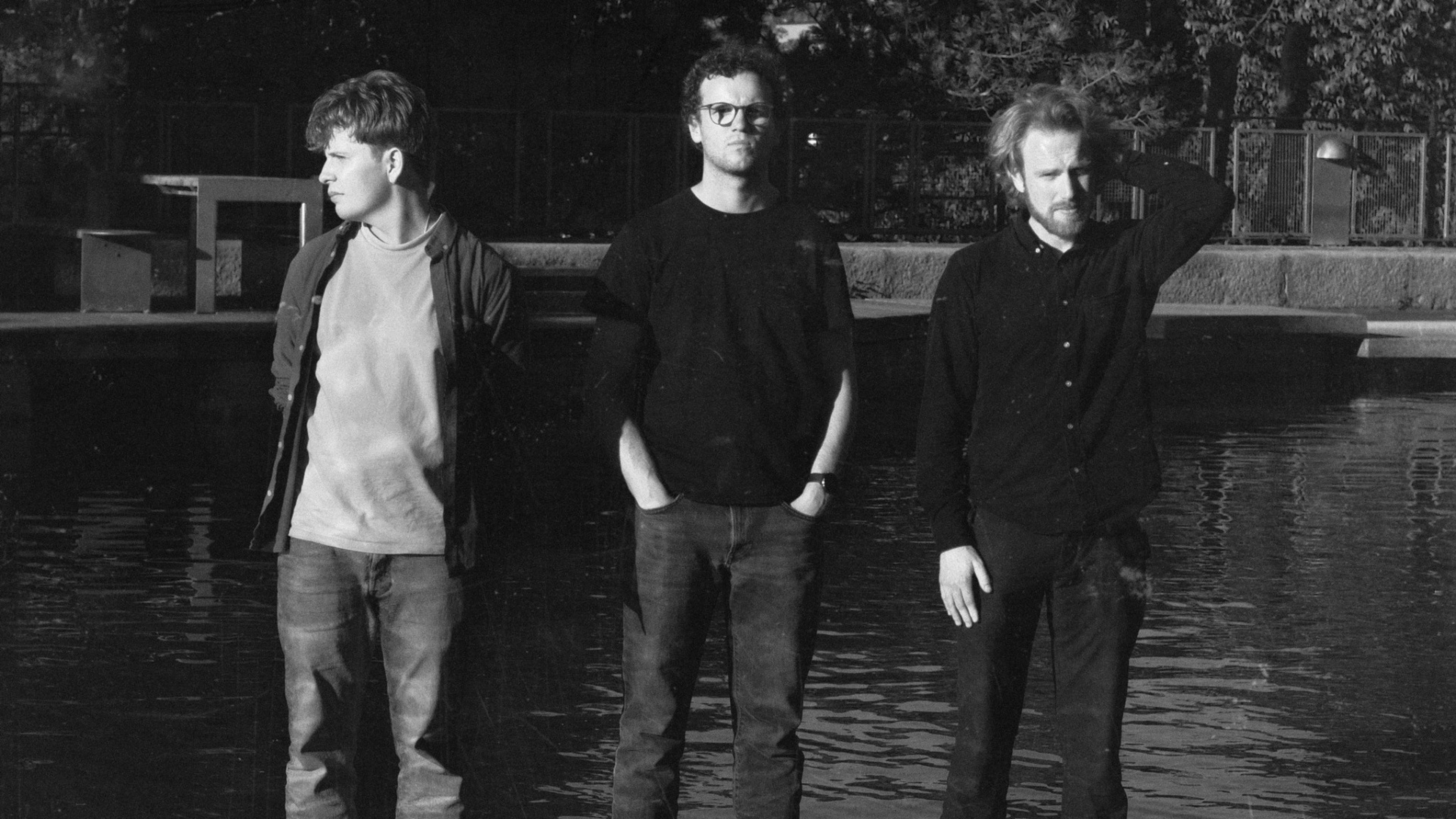 Promotional graphic for Konsert: Apus Apus 