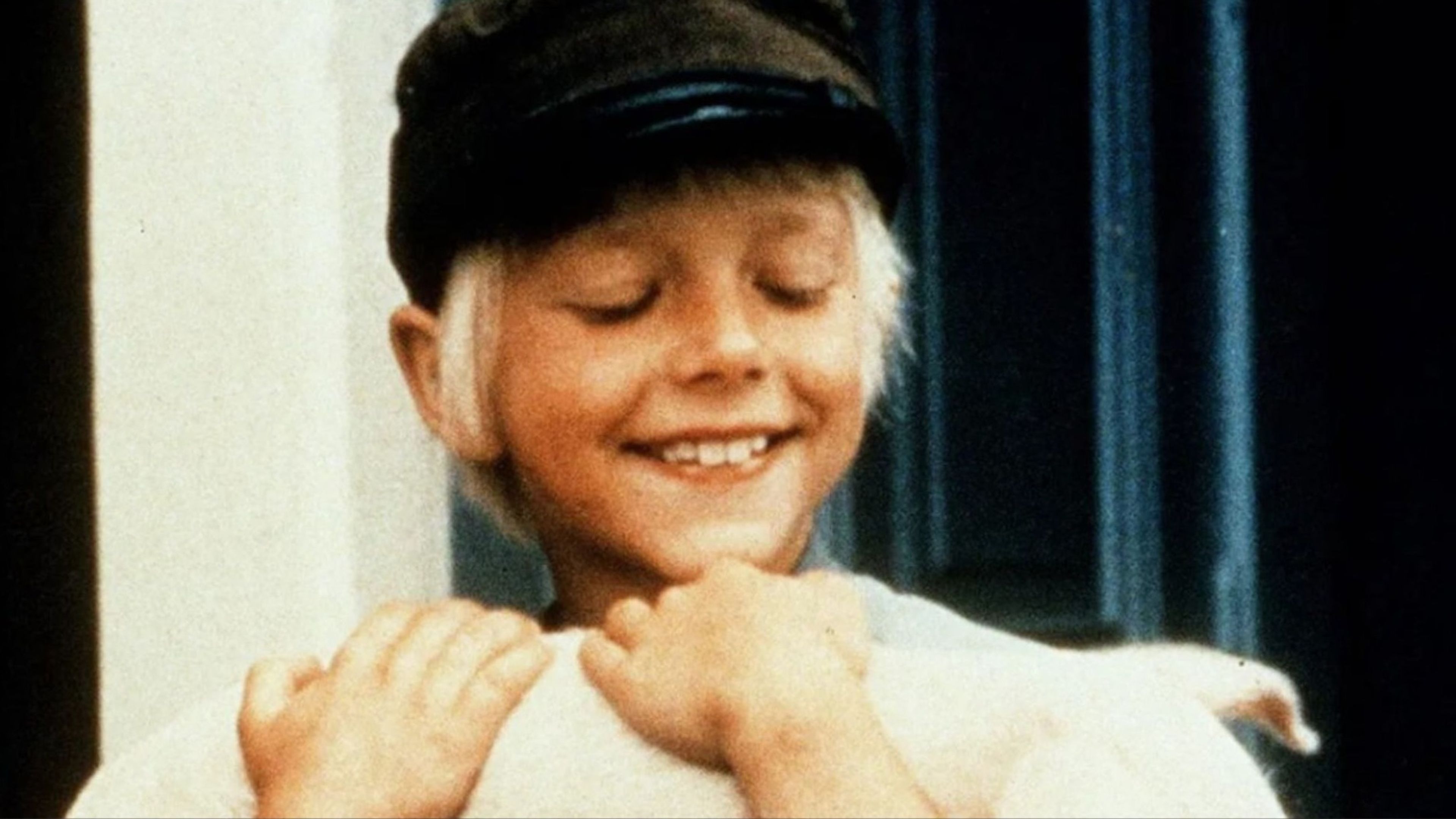 Promotional graphic for VINTERFERIEKINO: Emil og grisungen // Biblioteket