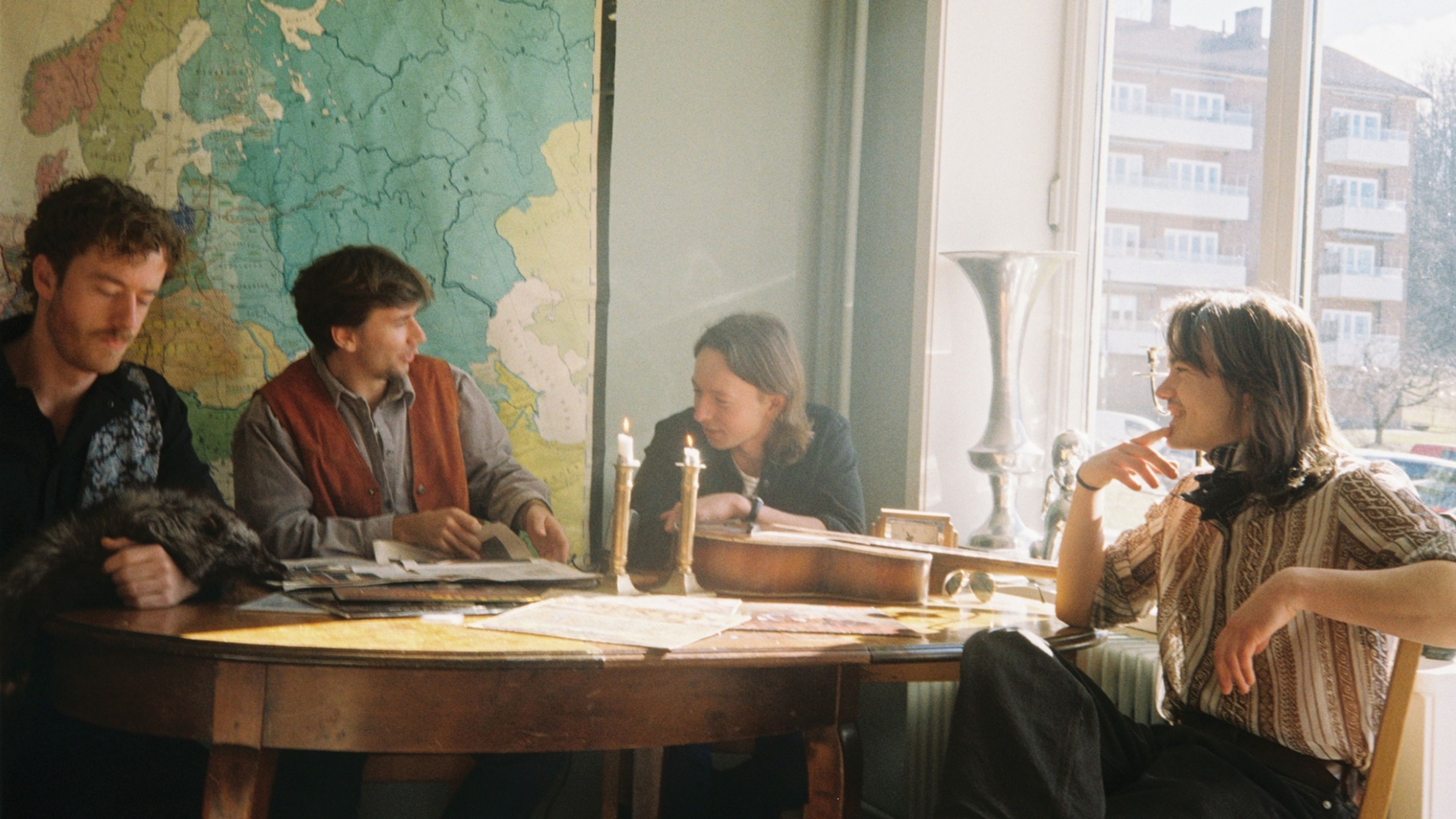 Promotional graphic for Himmelskip // Albumslippfest på Kampen Bistro!