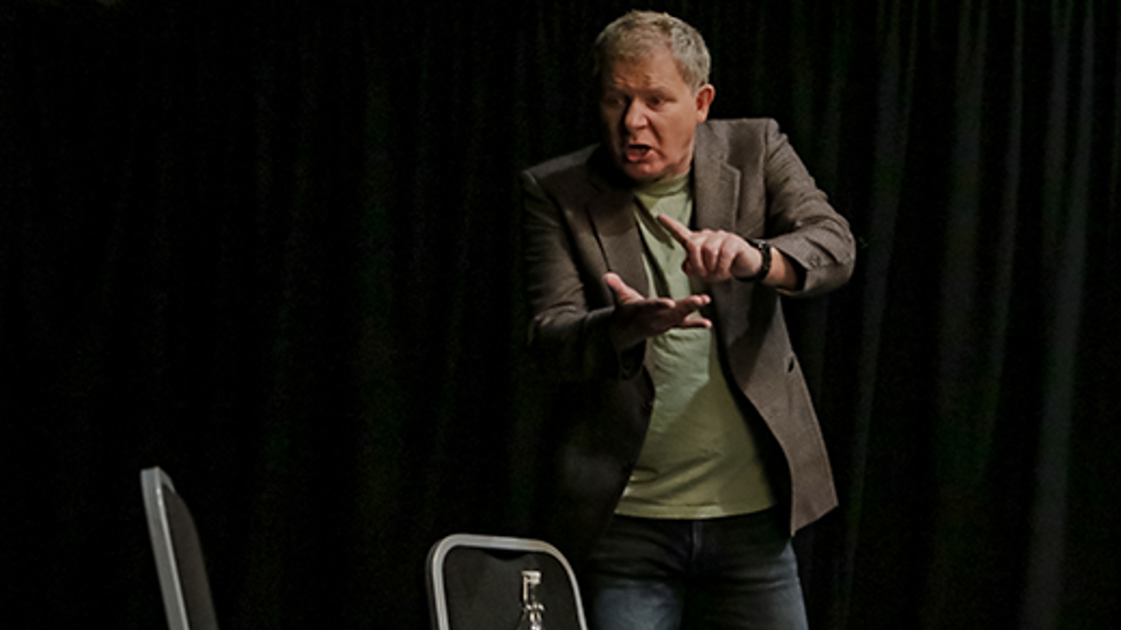 Promotional graphic for Geir Meum Olsen "Kan du sette deg ned Gud, vi må snakke sammen"